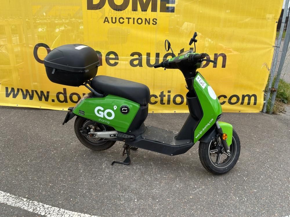 Super Soco CUx Electric Scooter