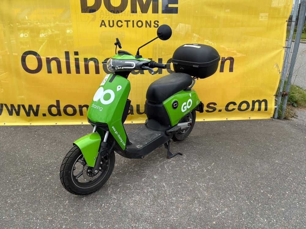 Super Soco CUx Electric Scooter