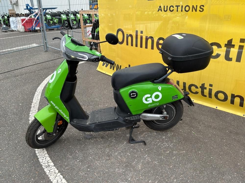 Super Soco CUx Electric Scooter