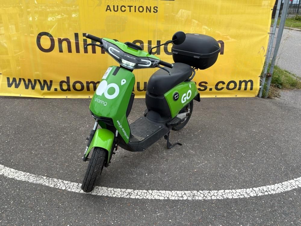Super Soco CUx Electric Scooter