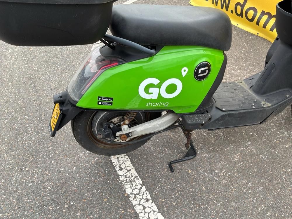 Super Soco CUx Electric Scooter