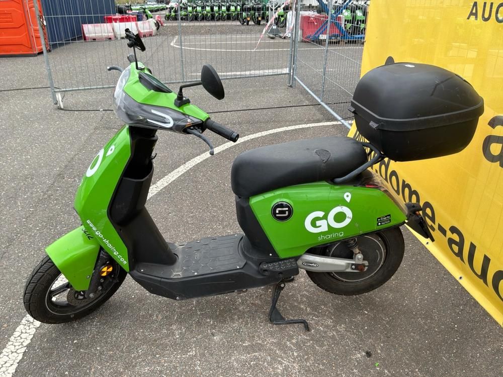 Super Soco CUx Electric Scooter
