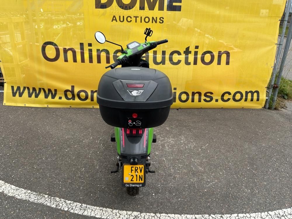 Super Soco CUx Electric Scooter