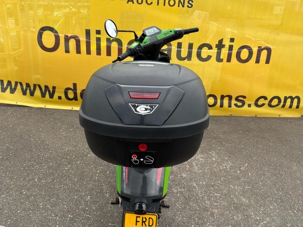 Super Soco CUx Electric Scooter