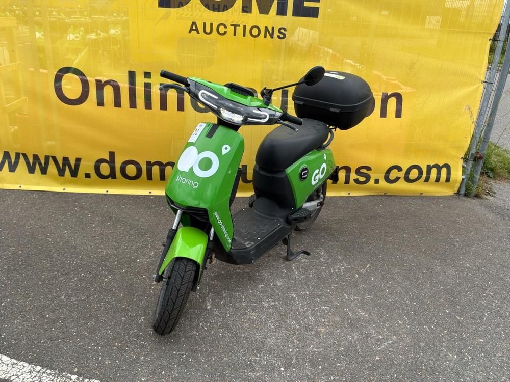 Super Soco CUx Electric Scooter