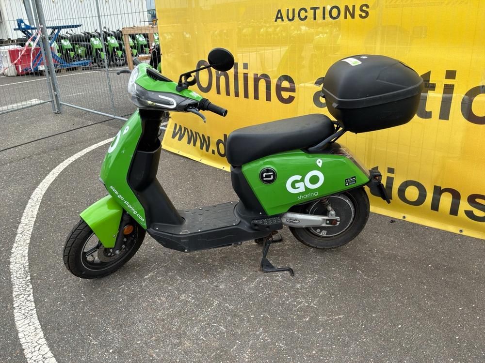 Super Soco CUx Electric Scooter
