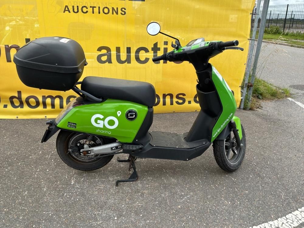 Super Soco CUx Electric Scooter