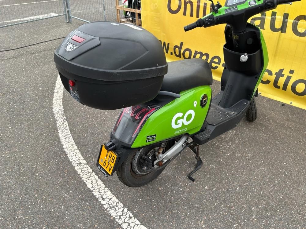 Super Soco CUx Electric Scooter