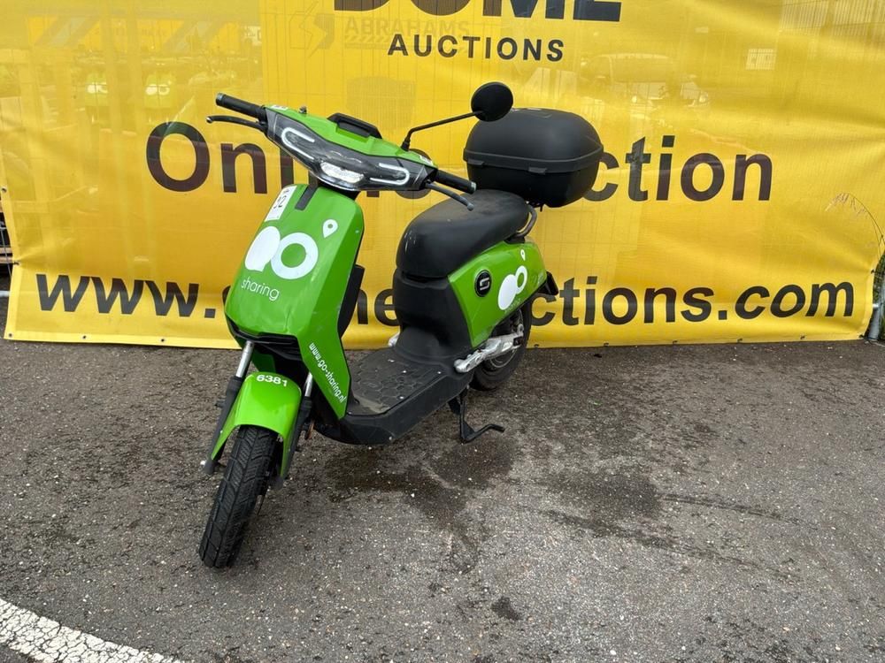 Super Soco CUx Electric Scooter