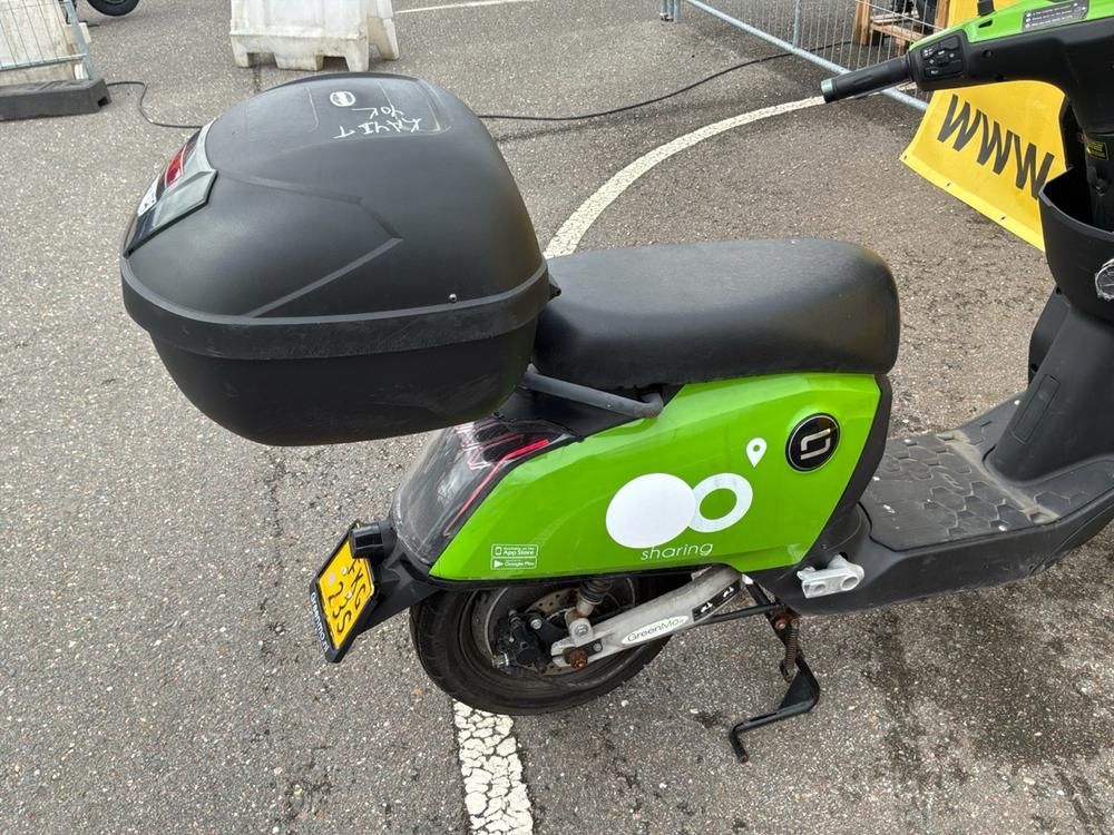 Super Soco CUx Electric Scooter