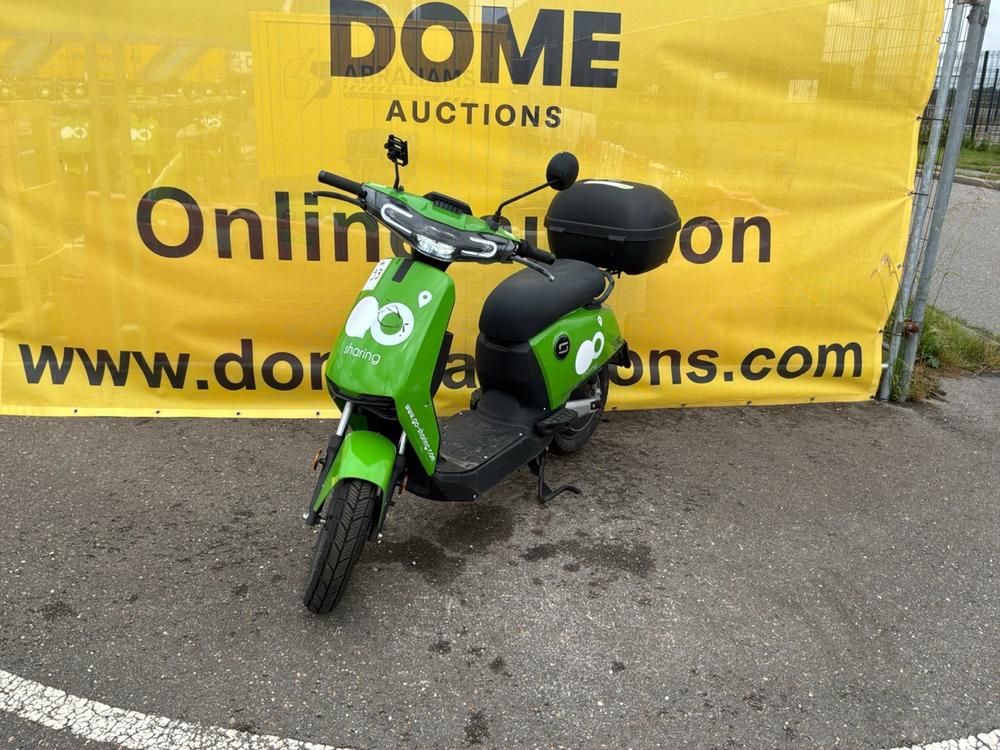 Super Soco CUx Electric Scooter