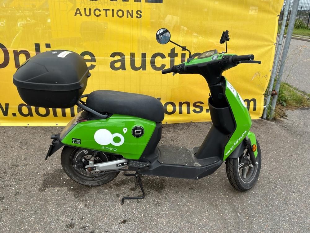 Super Soco CUx Electric Scooter
