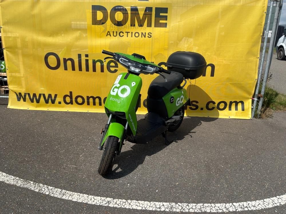 Super Soco CUx Electric Scooter
