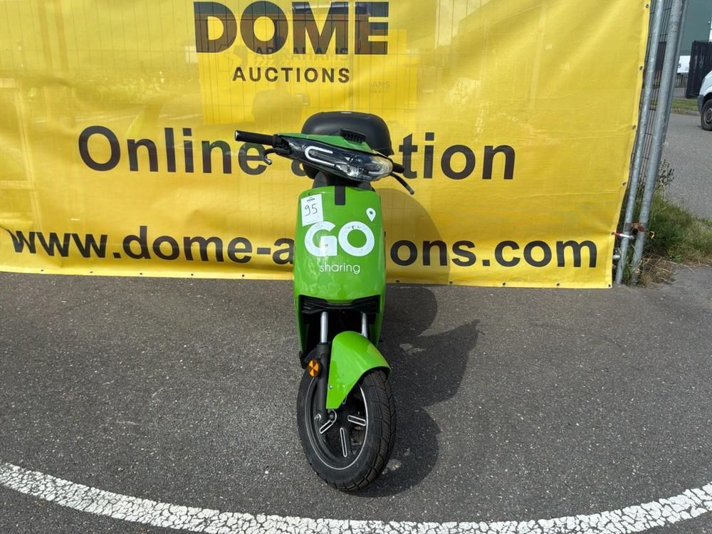 Super Soco CUx Electric Scooter
