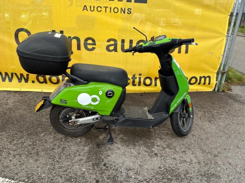 Super Soco CUx Electric Scooter