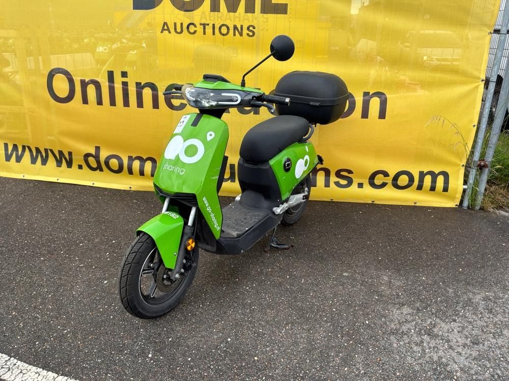 Super Soco CUx Electric Scooter