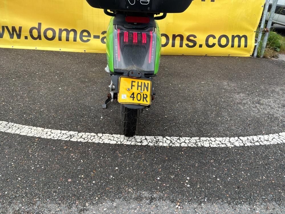 Super Soco CUx Electric Scooter