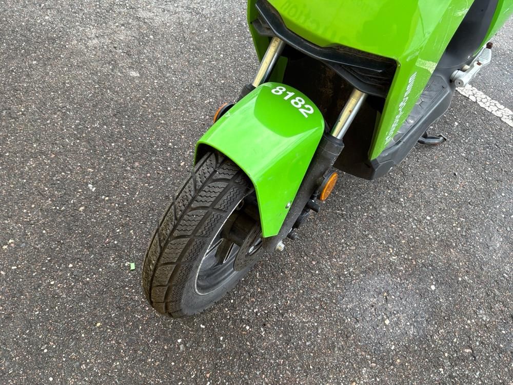 Super Soco CUx Electric Scooter