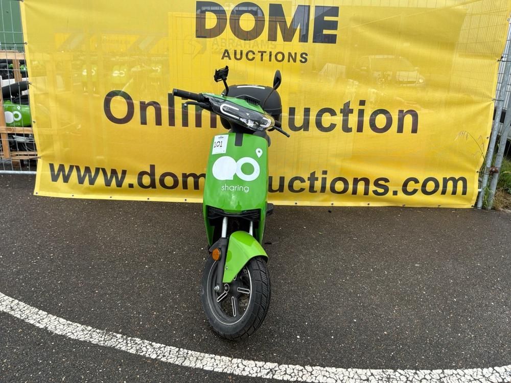 Super Soco CUx Electric Scooter