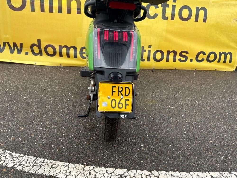 Super Soco CUx Electric Scooter