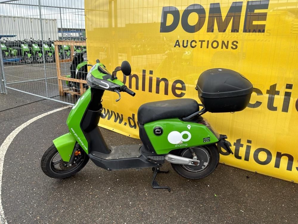 Super Soco CUx Electric Scooter