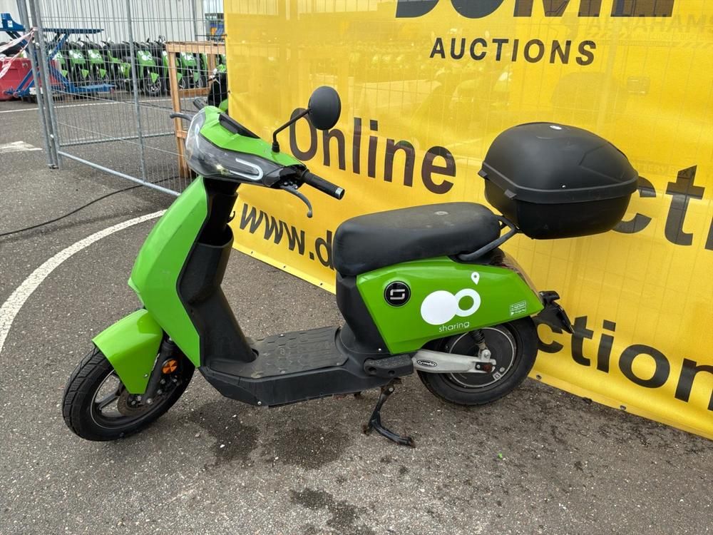 Super Soco CUx Electric Scooter