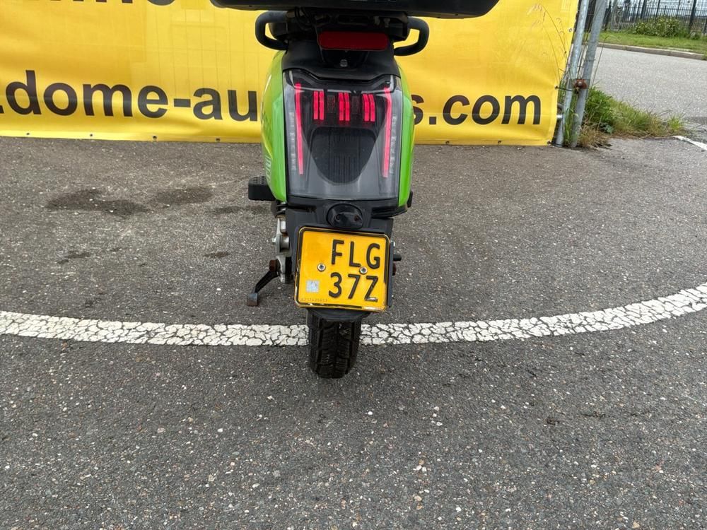 Super Soco CUx Electric Scooter