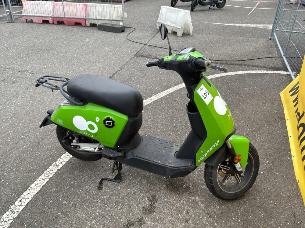 Super Soco CUx Electric Scooter