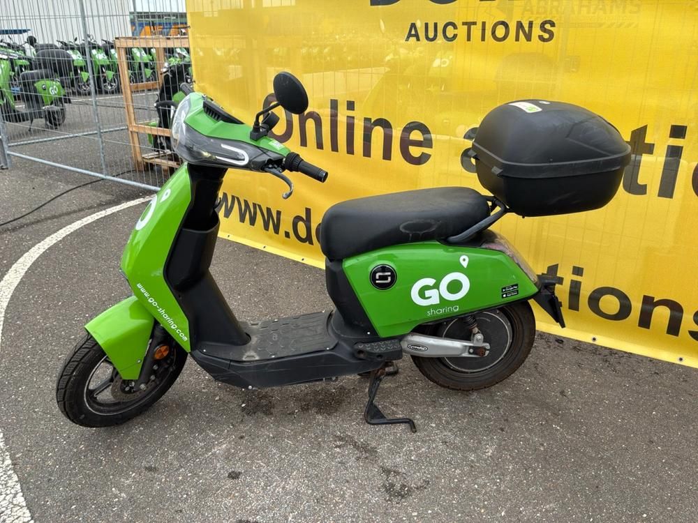 Super Soco CUx Electric Scooter