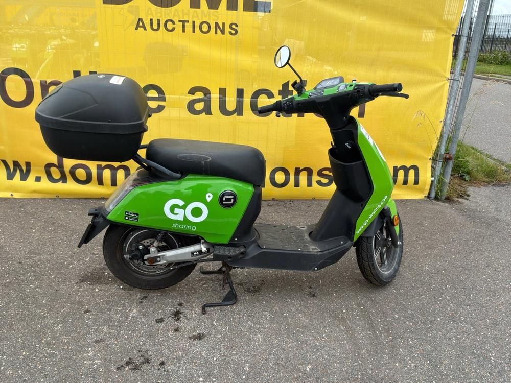 Super Soco CUx Electric Scooter