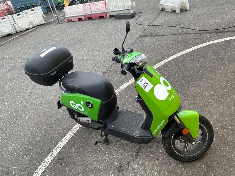 Super Soco CUx Electric Scooter