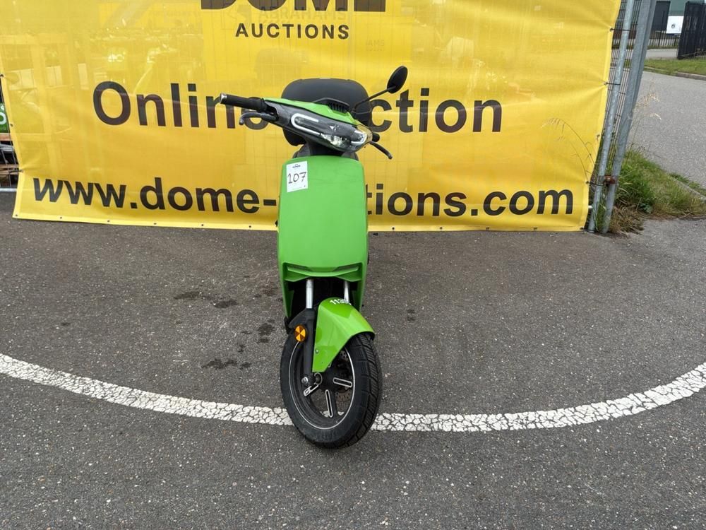 Super Soco CUx Electric Scooter