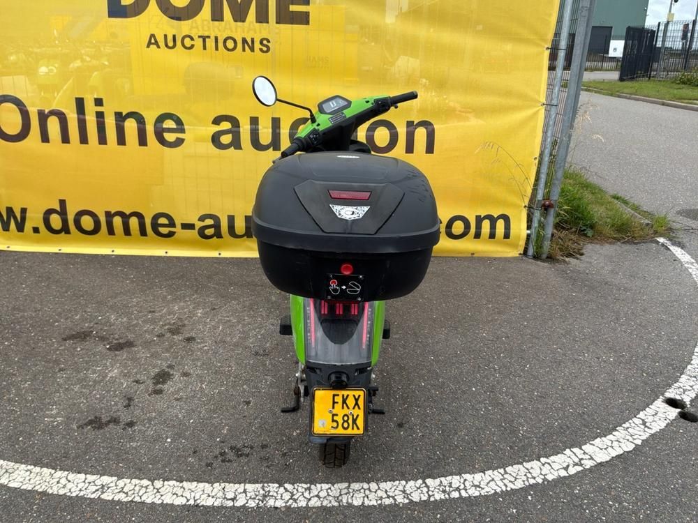 Super Soco CUx Electric Scooter