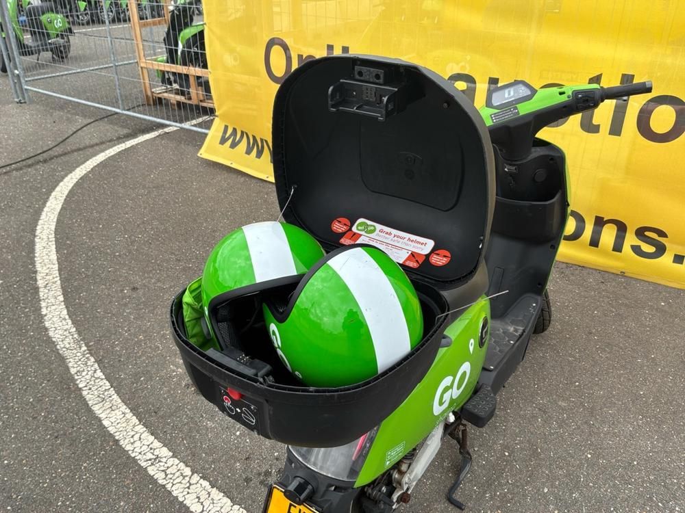 Super Soco CUx Electric Scooter