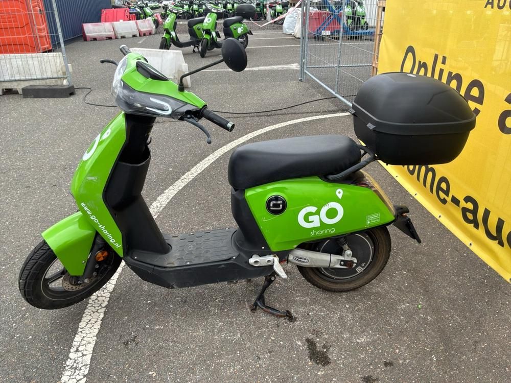 Super Soco CUx Electric Scooter