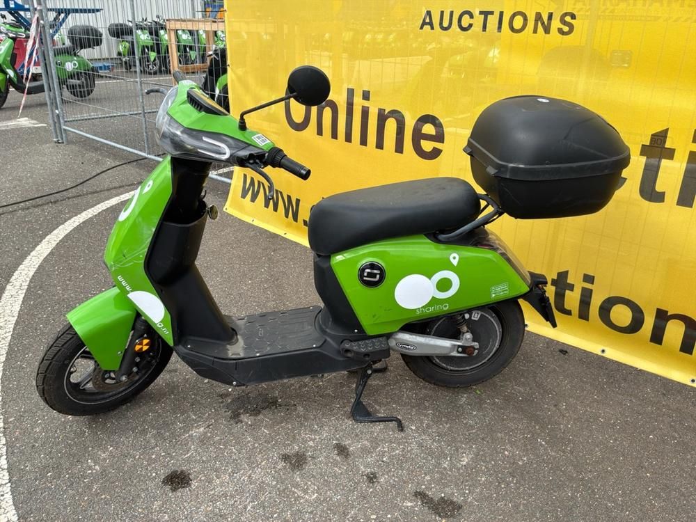 Super Soco CUx Electric Scooter