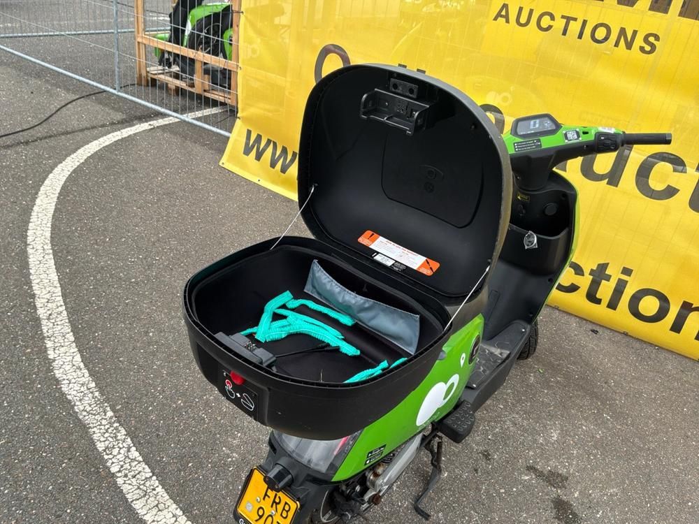 Super Soco CUx Electric Scooter