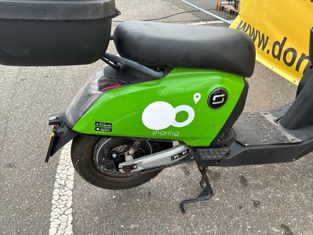 Super Soco CUx Electric Scooter
