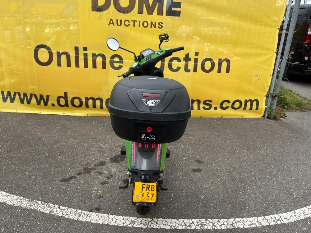 Super Soco CUx Electric Scooter