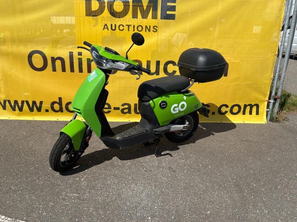 Super Soco CUx Electric Scooter