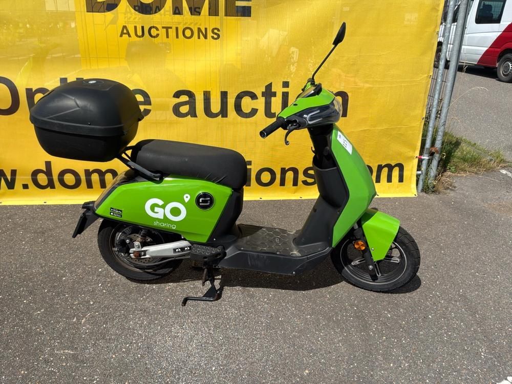 Super Soco CUx Electric Scooter