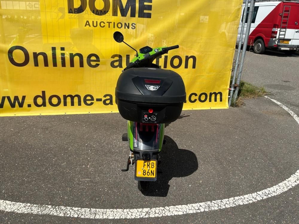 Super Soco CUx Electric Scooter