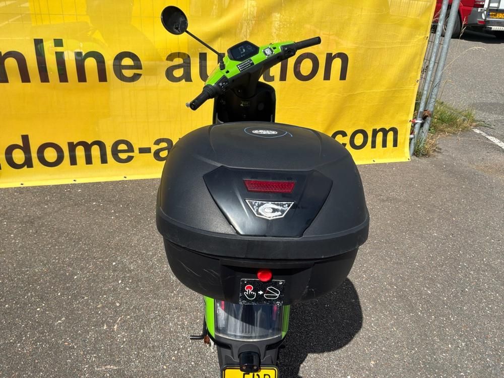 Super Soco CUx Electric Scooter
