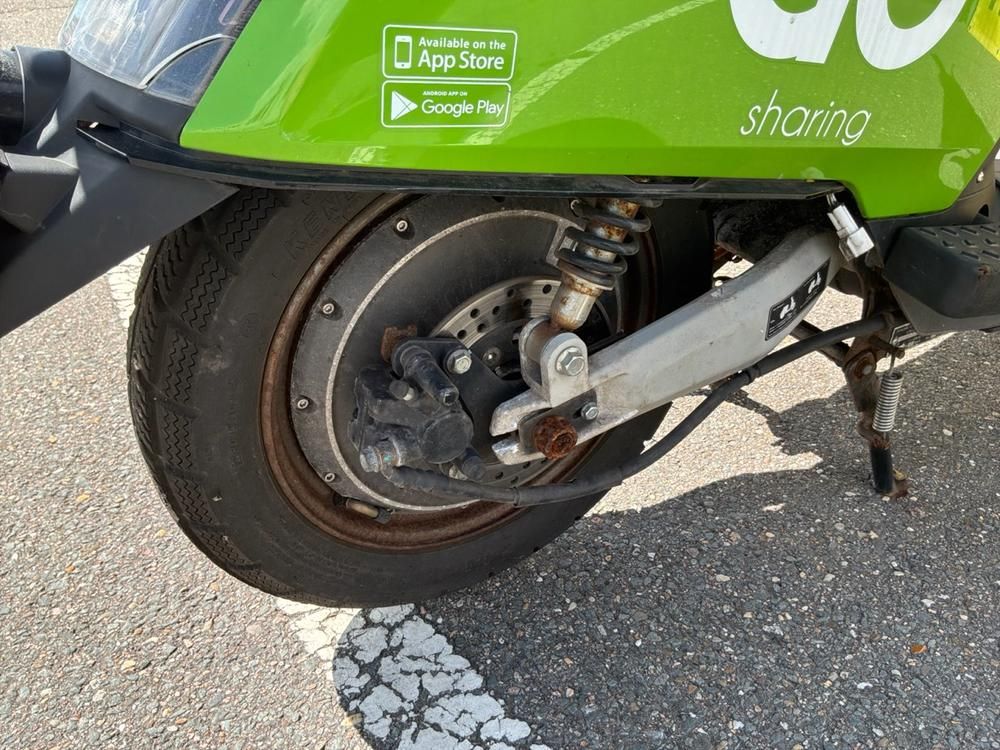 Super Soco CUx Electric Scooter