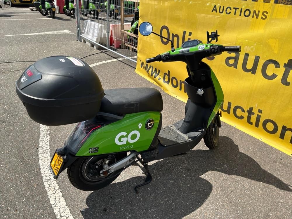 Super Soco CUx Electric Scooter