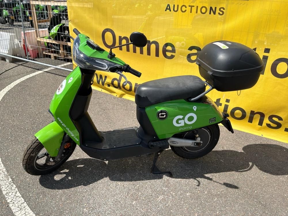 Super Soco CUx Electric Scooter