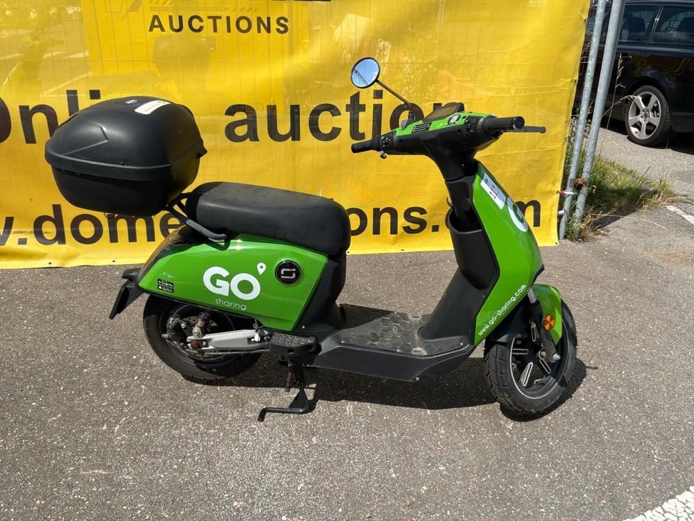 Super Soco CUx Electric Scooter