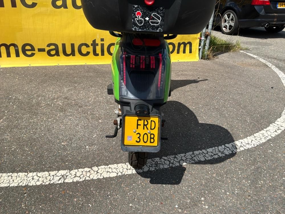 Super Soco CUx Electric Scooter