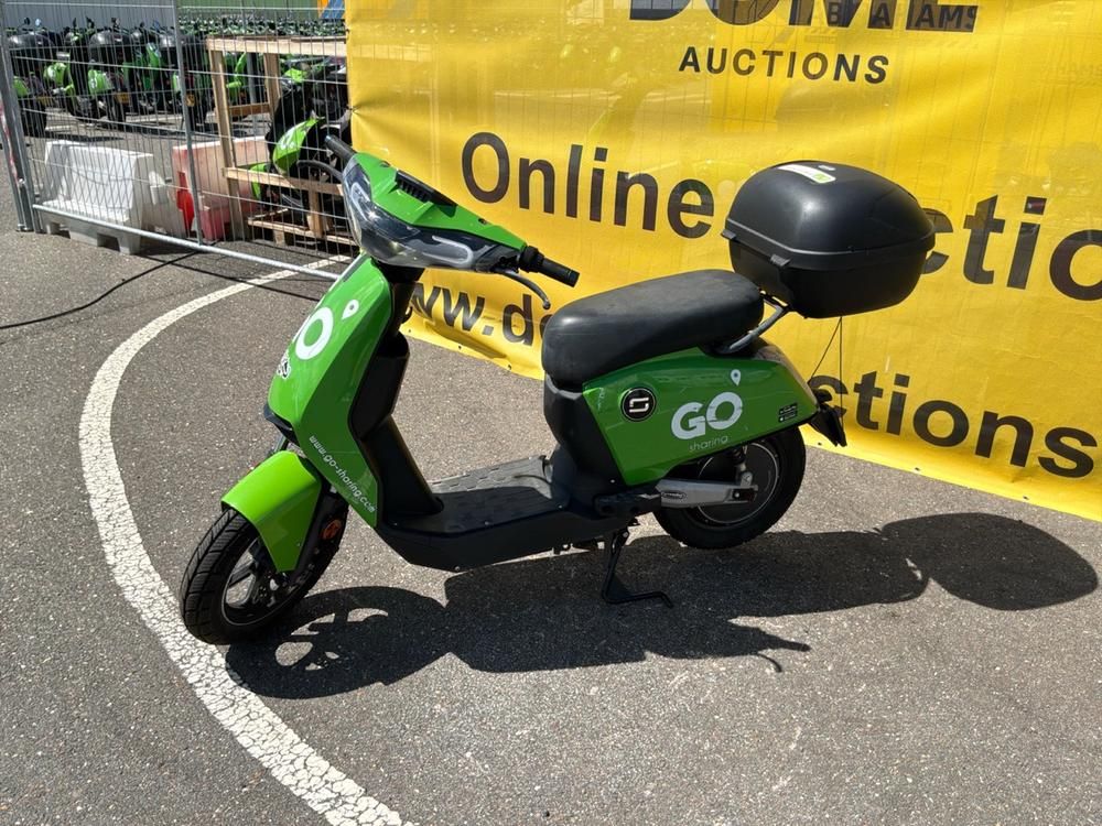 Super Soco CUx Electric Scooter