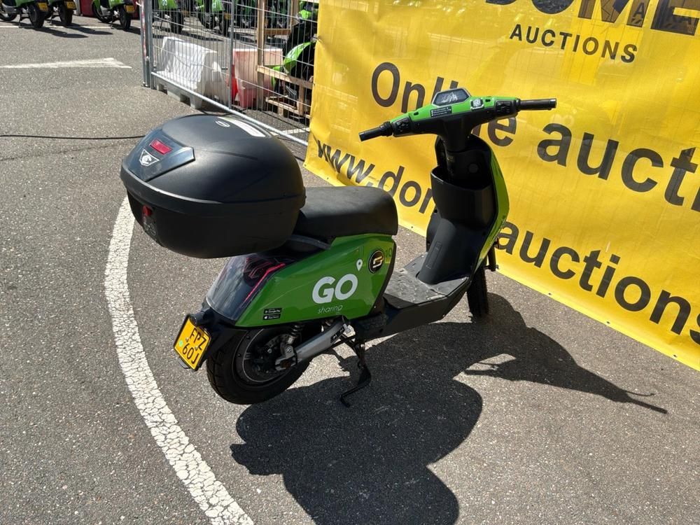 Super Soco CUx Electric Scooter
